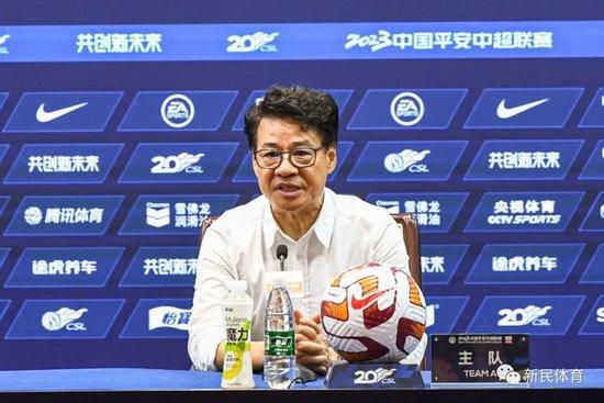 国产成人精品免费久久久久